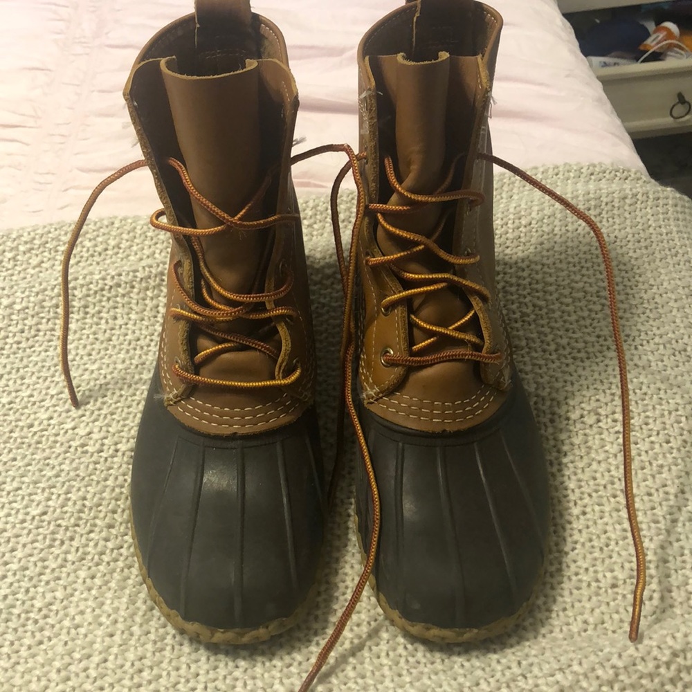 Bean boots